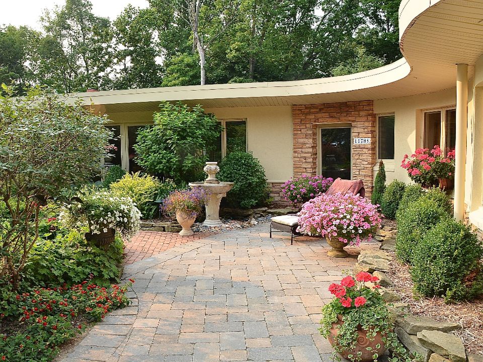 1st image of 10788 W Gull Lake Dr
