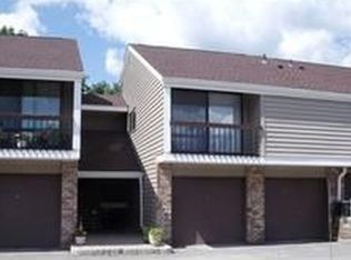 153 Overlook Dr #153, Clinton, NJ 08809