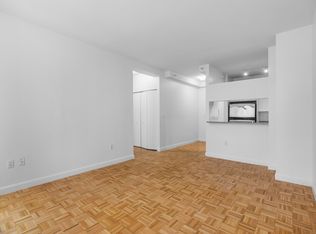360 W 43rd St APT N10A, New York, NY 10036
