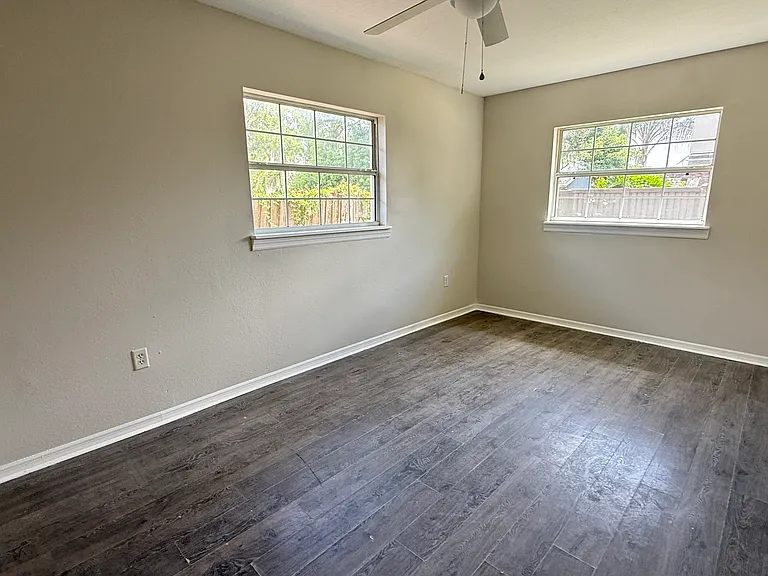 641 Brookside Rd — Photo 26