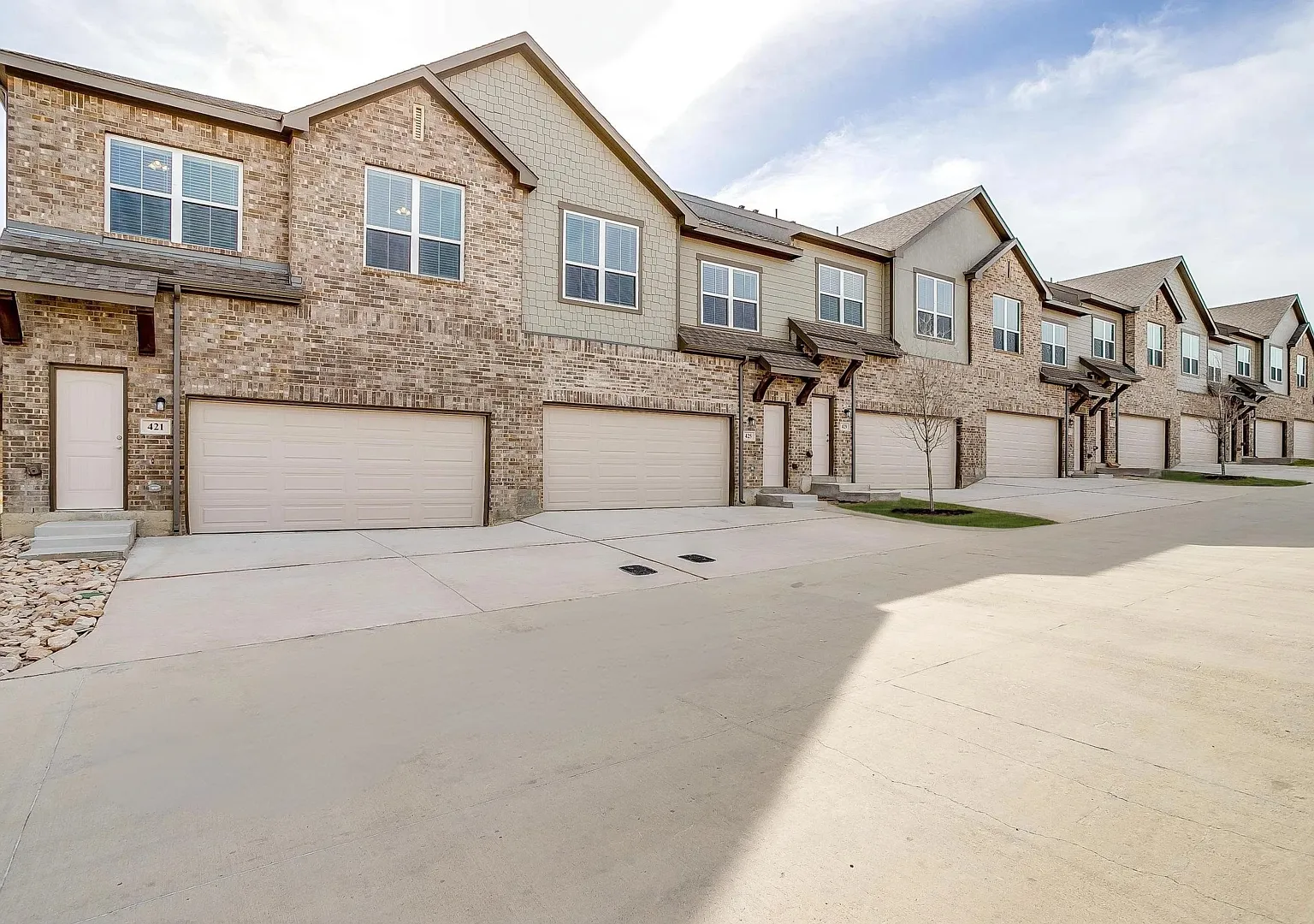 Stone Lake Townhomes — Photo 4