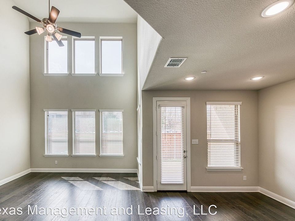 1st image of 3024 Galveston St