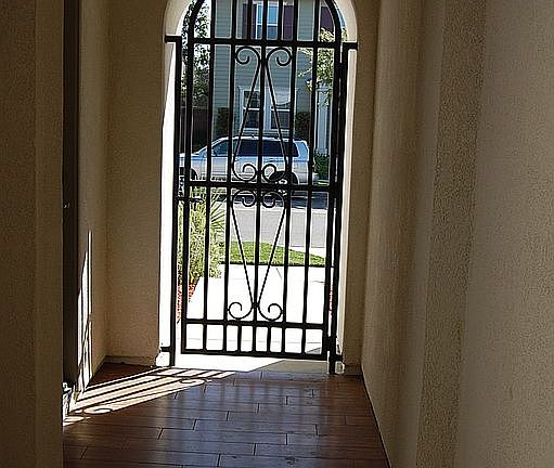 4th image of 8592 Candlewood St