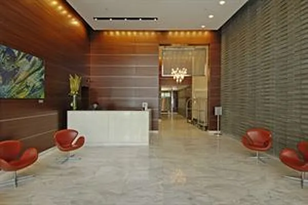 Rented by Douglas Elliman | media 22