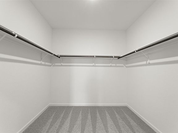 3rd image of 1858 Everglades Dr