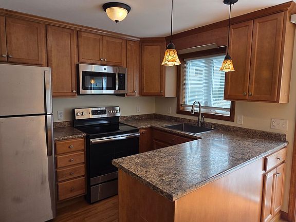3rd image of 1300 Goffstown Rd #6