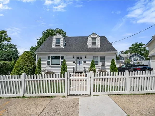 325 College Avenue image 27 of 27