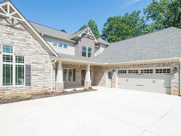 2nd image of 1099 Eagles Brooke Dr