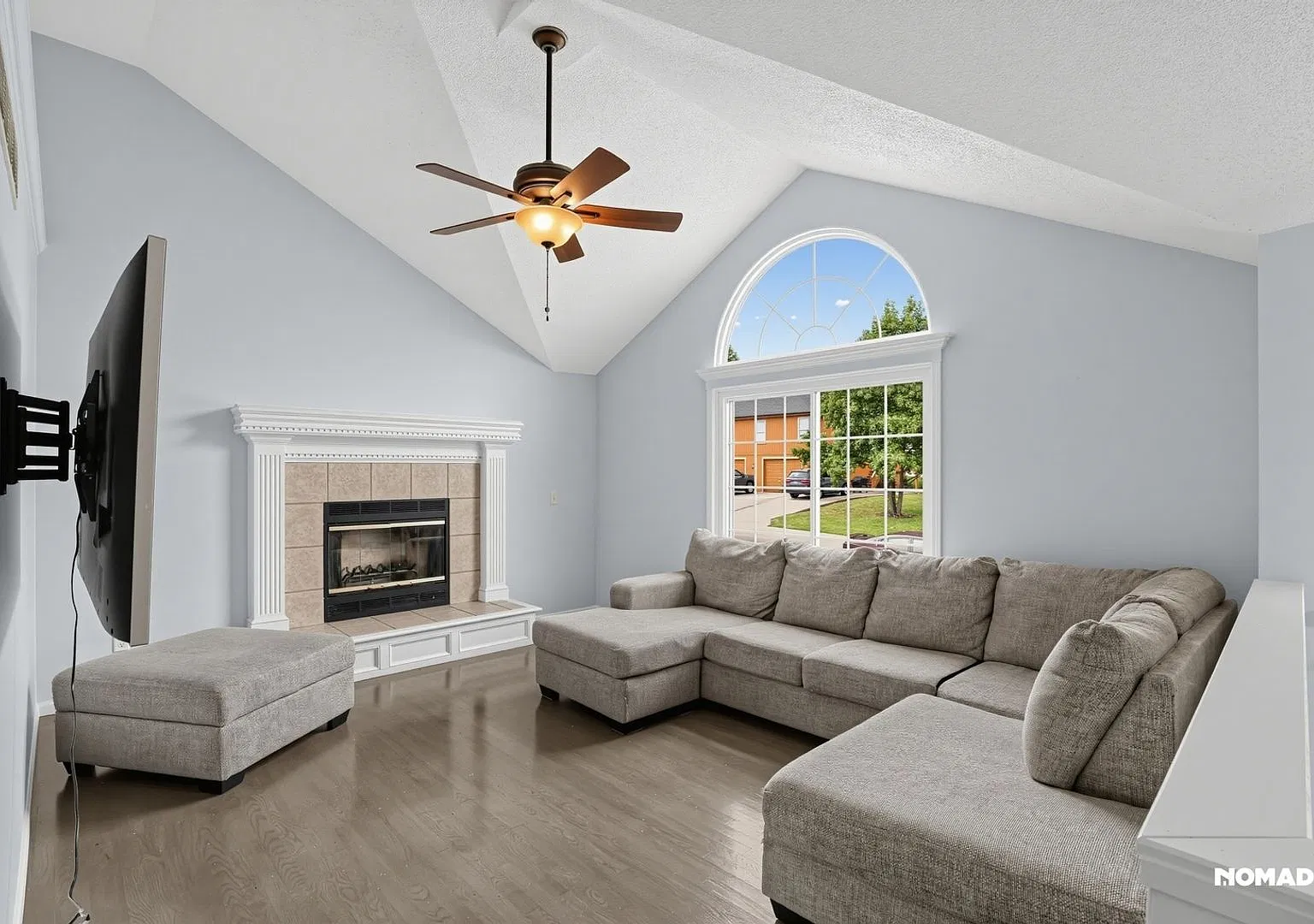 Charming 4BR House in Belton — Photo 1