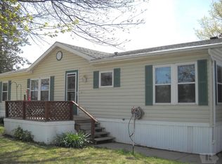 804 Quiet Harbor St, Creston, IA 50801