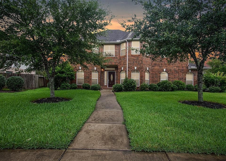 1st image of 508 Falcon Lake Dr
