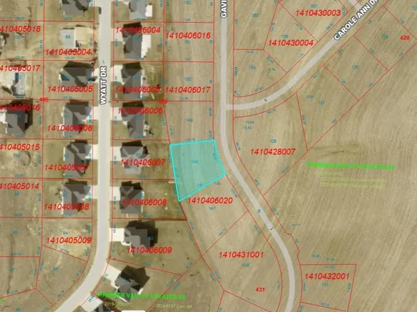 148 Gavin Cir, Peosta, IA 52068