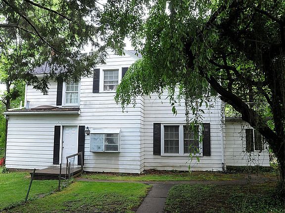4th image of 1290 Edgeworth Ave
