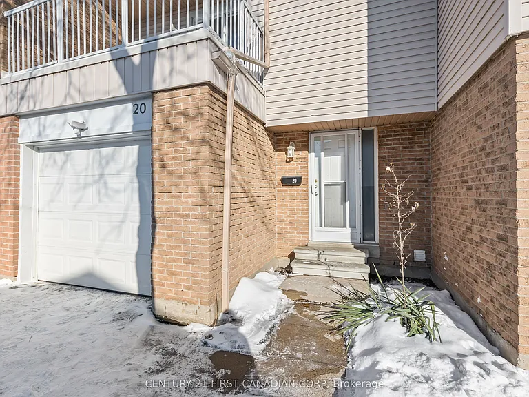 500 Osgoode Dr #20 — Photo 2