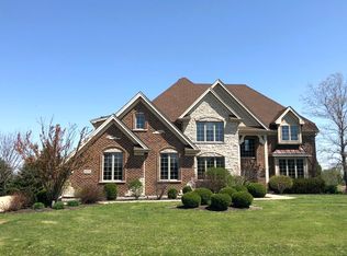 5575 Fields Dr, Yorkville, IL 60560