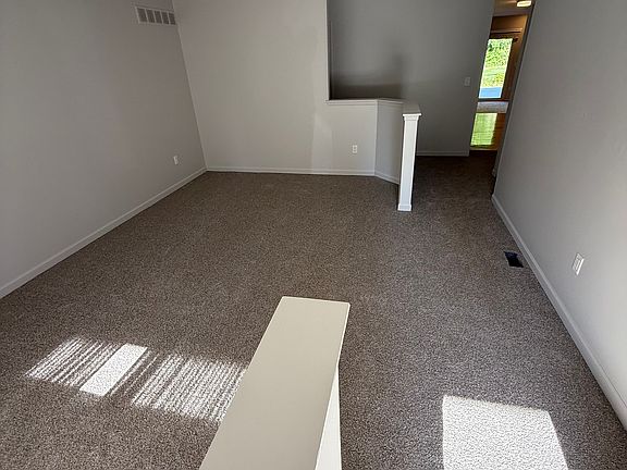 5th image of 2387 Sanders Pl