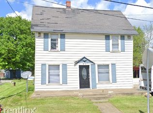 203 E Maple St, Hartville, OH