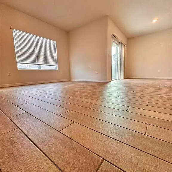 8244 SW 60th Rd — Photo 3