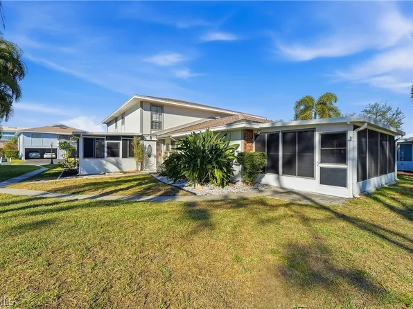 3268 Royal Canadian Trce APT 1, Fort Myers, FL 33907