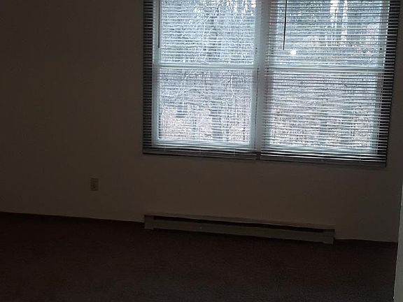 4th image of 307 Micheels Ln #3