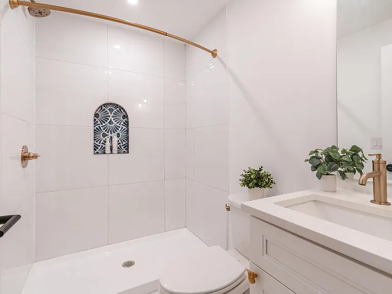 1627 Fontain St #PENTHOUSE — Photo 30