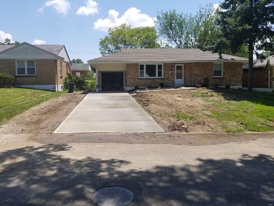 2nd image of 9414 Altonwood Dr