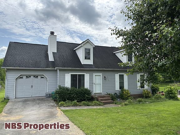2nd image of 7404 Foxglove Ln