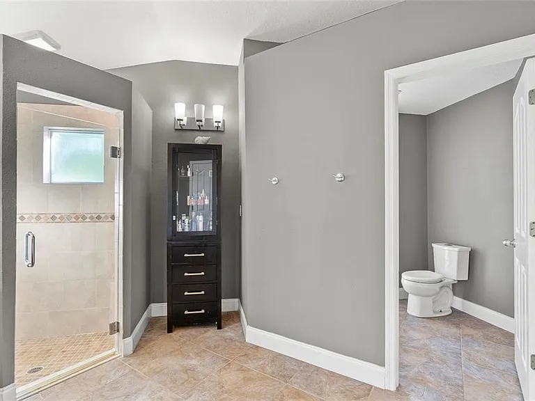 10602 Rochester Way — Photo 26