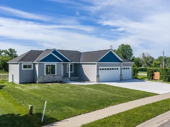 100 Schwinghammer Dr, Albany, MN 56307