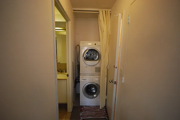 Rented by Luxury Habitat | media 60