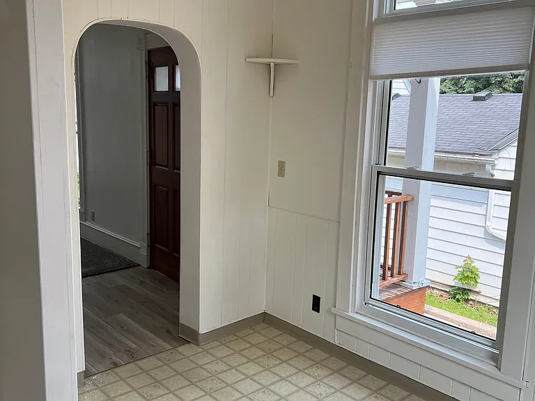 209 2nd St NW #6 — Photo 8