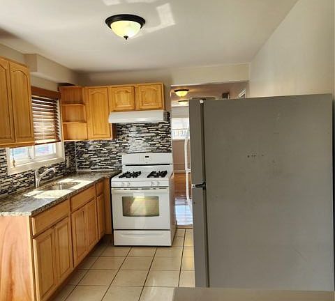 5th image of 14969 257th St Floor 1