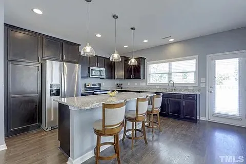 1232 Brown Velvet Ln — Photo 12