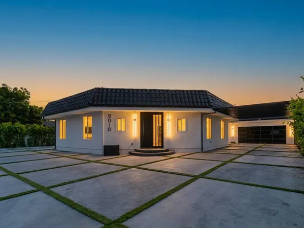 9010 Dempsey Ave, North Hills, CA 91343