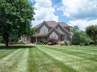 7582 Dubach Rd, Summerfield, NC 27358