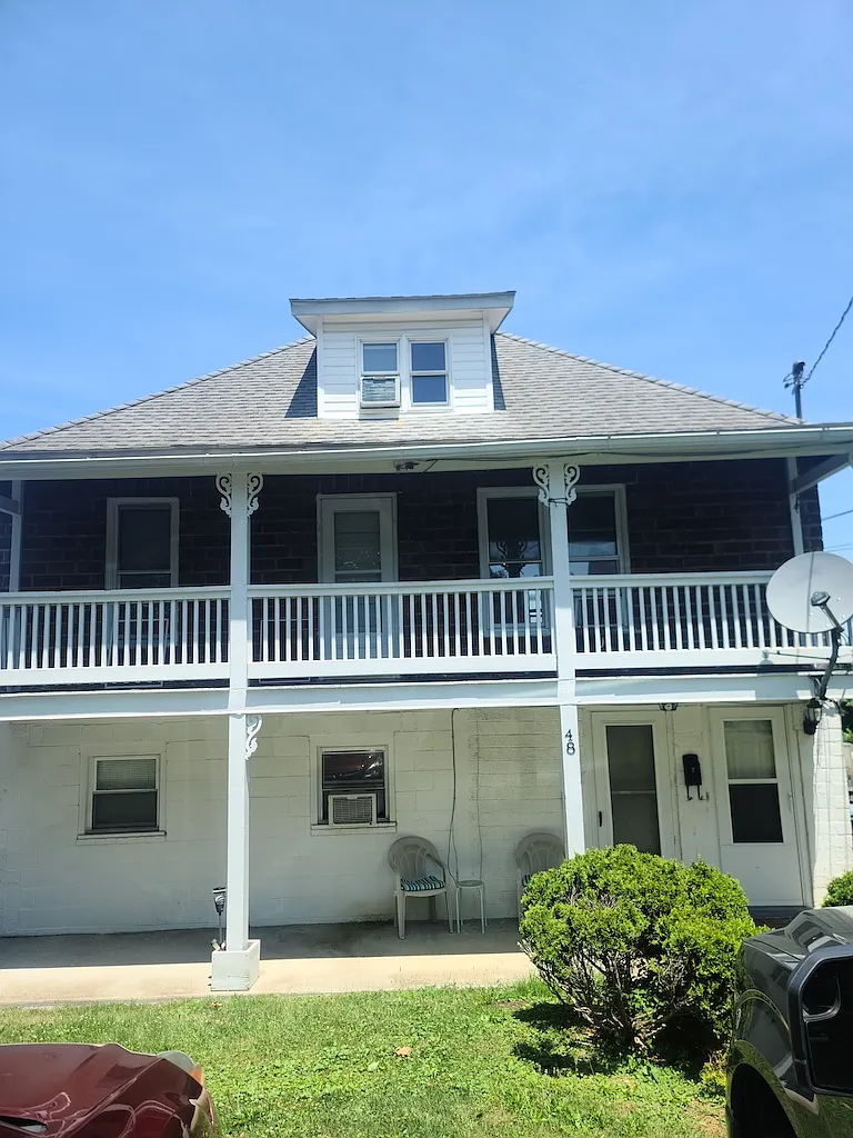 48 W Wilson St — Photo 1