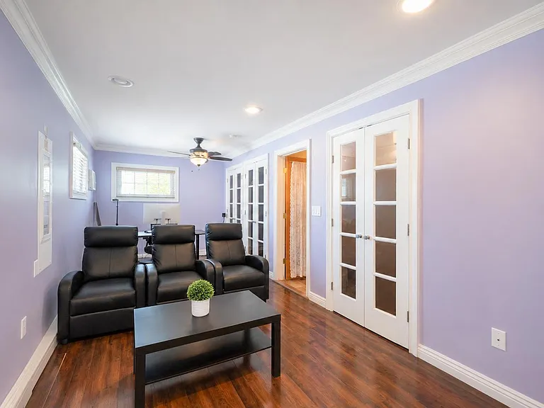Cypress Ln W — Photo 17