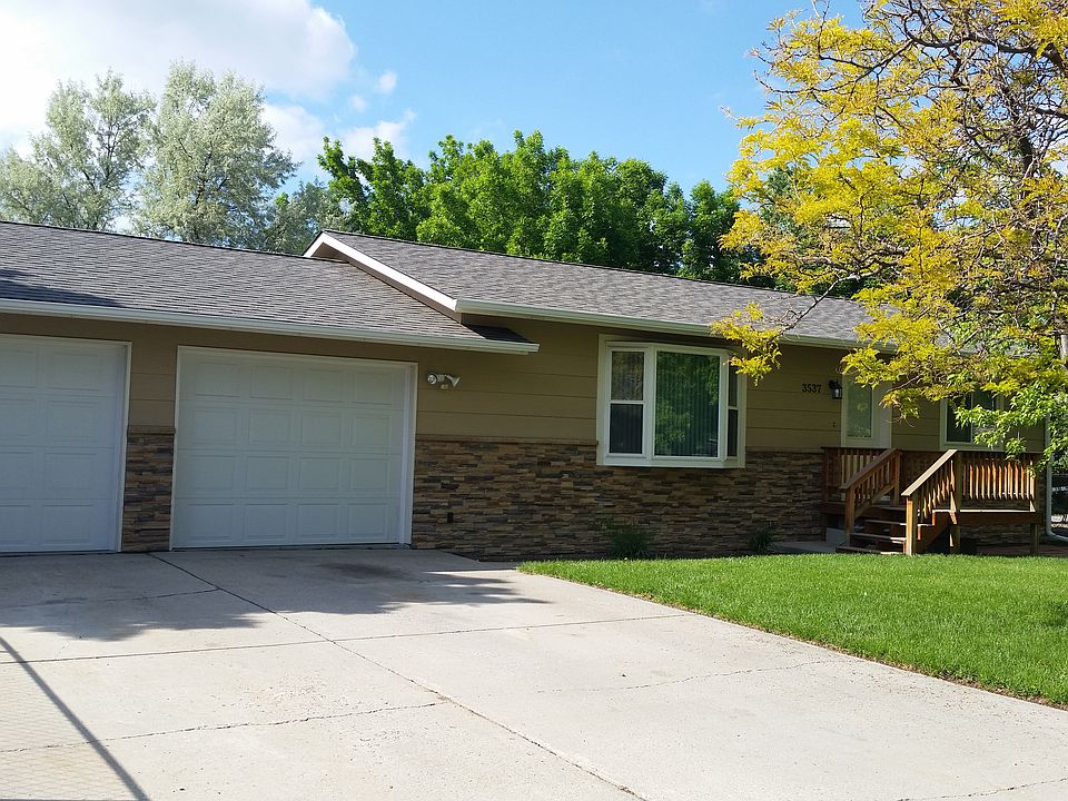 1st image of 3537 Kingswood Dr