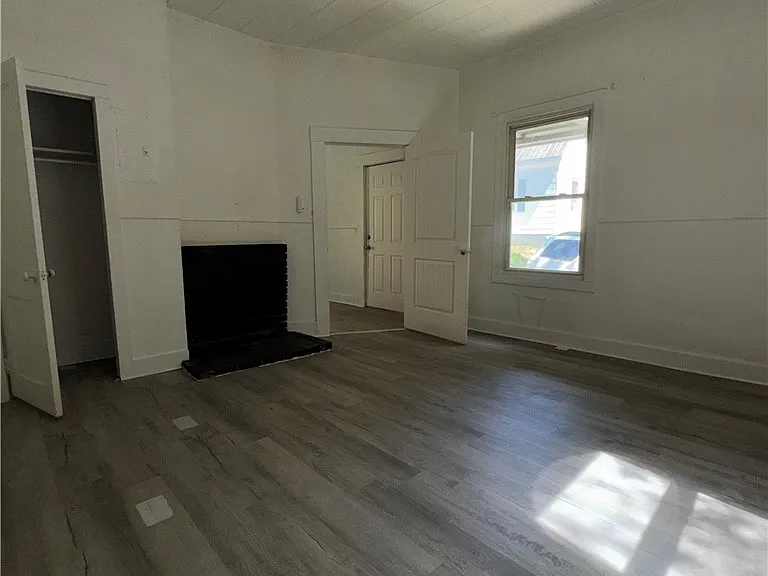 6 Riverside St — Photo 16