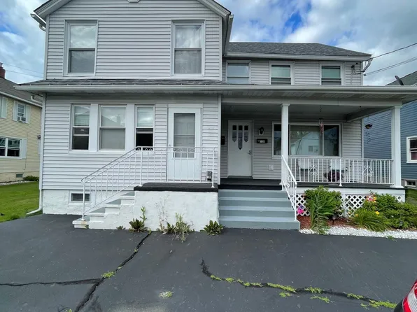 2-1130 Myers Ave APT 2, Peckville, PA 18452