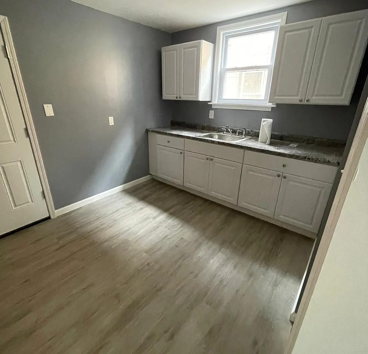 1 bed, 750 sqft, $850 — Photo 3