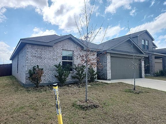 3rd image of 621 Spaulding St