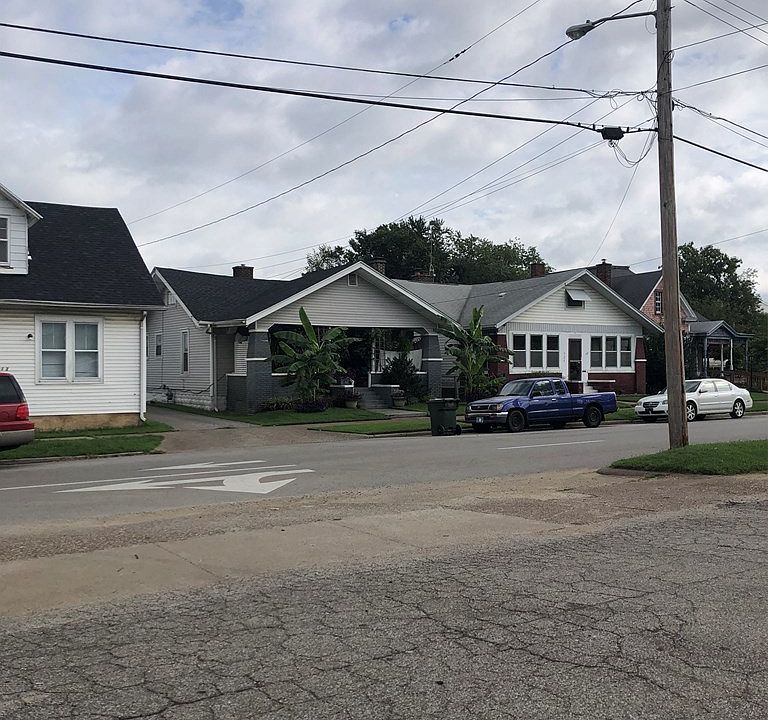 2nd image of 715 E 5th St