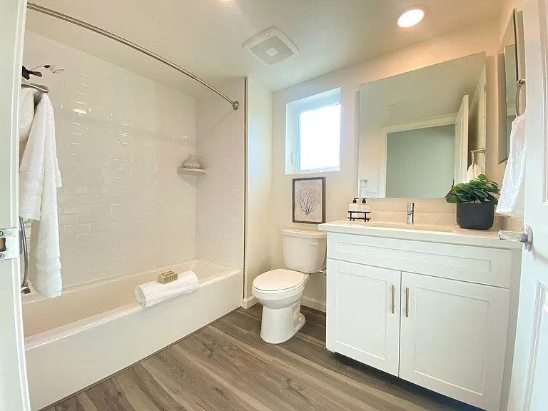 1704 Hornblend St — Photo 12