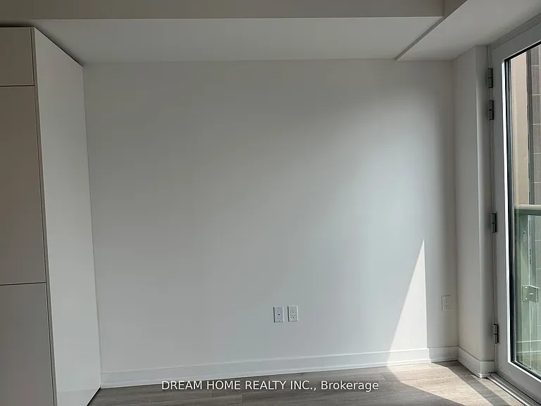238 Simcoe St #1807 — Photo 6