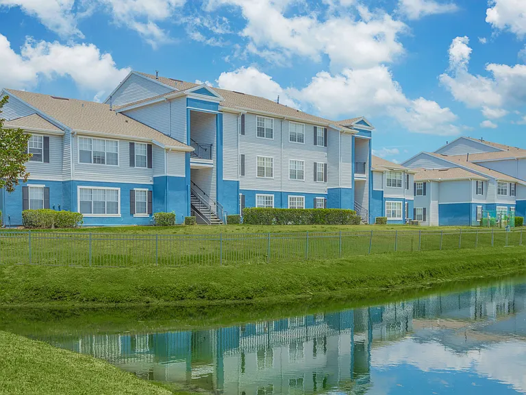 The Grove at Southshore — Photo 19