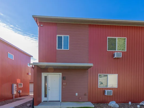 3202 17th Ave W APT 104, Williston, ND 58801