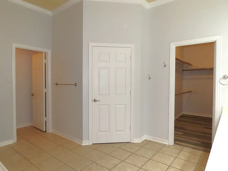 7609 Abbeywood Ct — Photo 21