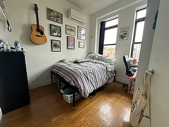 Rented by Space Link Realty