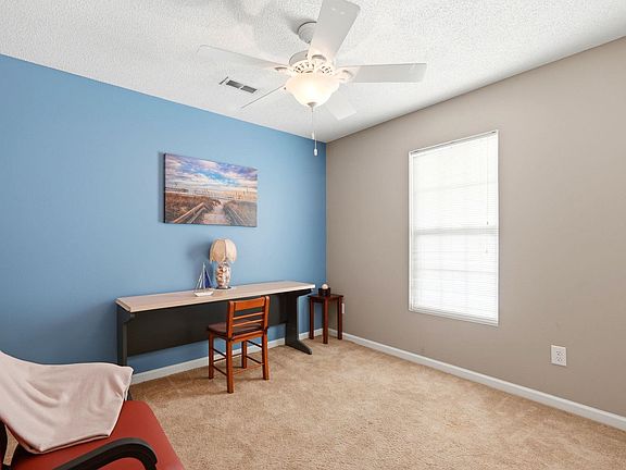 5th image of 1105 Pantheon Dr.